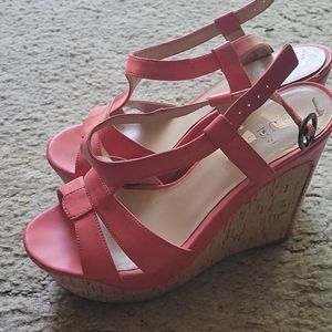 Guess wedges